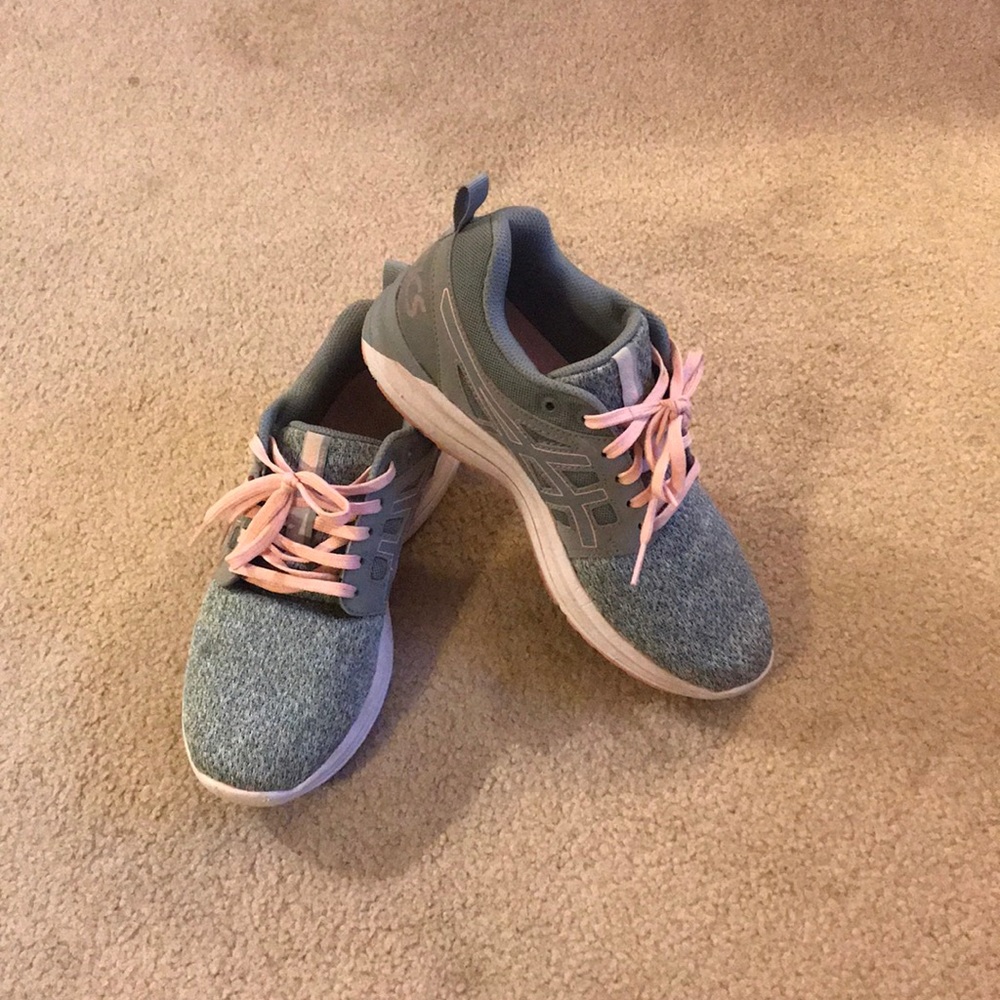 ASICS Sneakers
